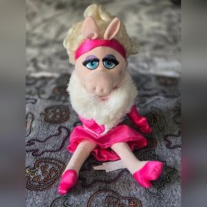 Disney Parks Miss Piggy 20” The Muppets Movie Plush Doll Stuffed Pink Dress